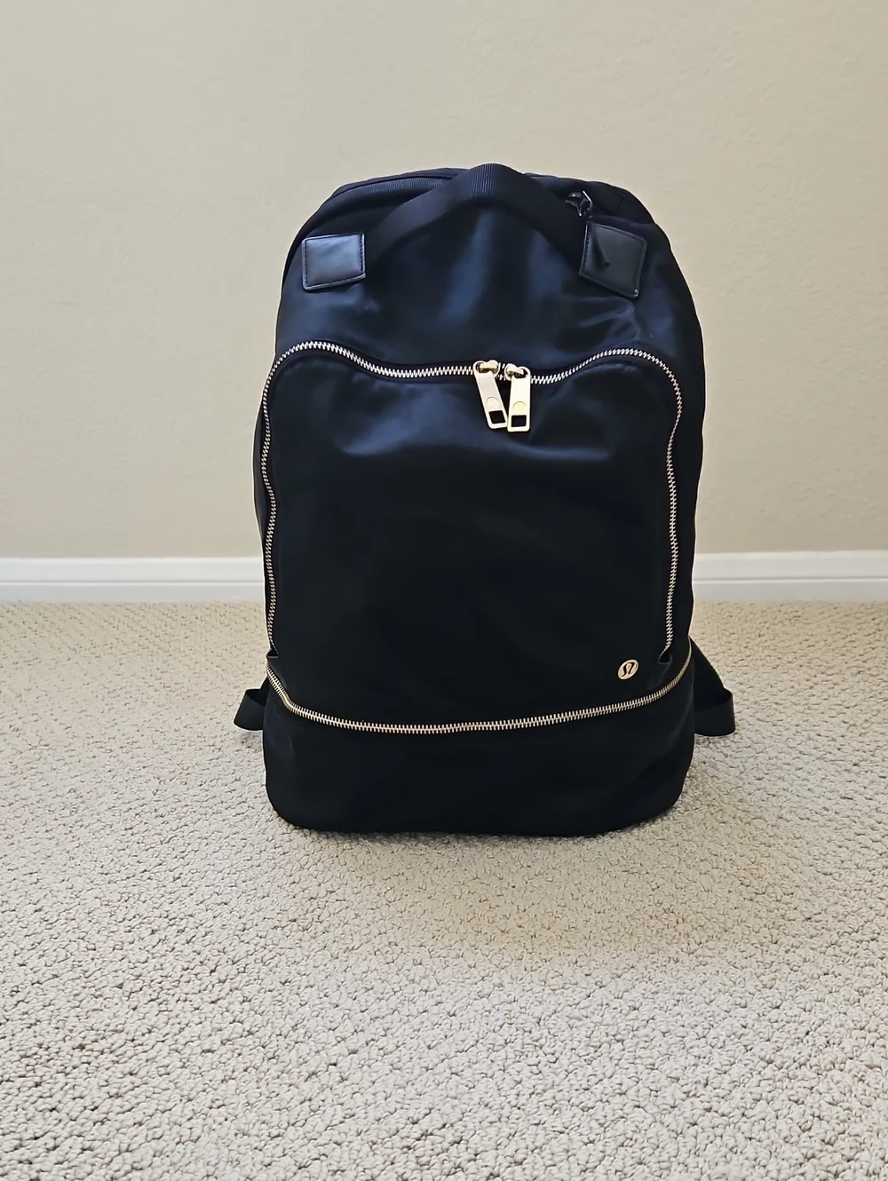 Lululemon Large Adventure Backpack